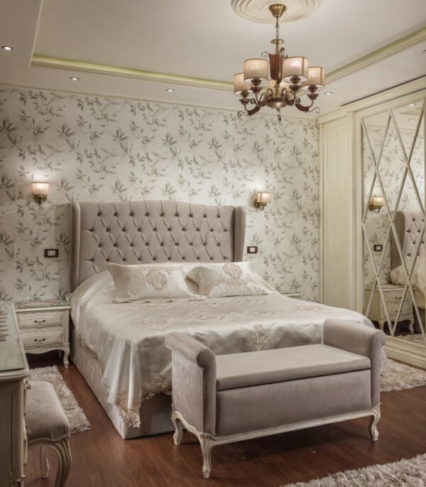 Neo-sweet bedroom