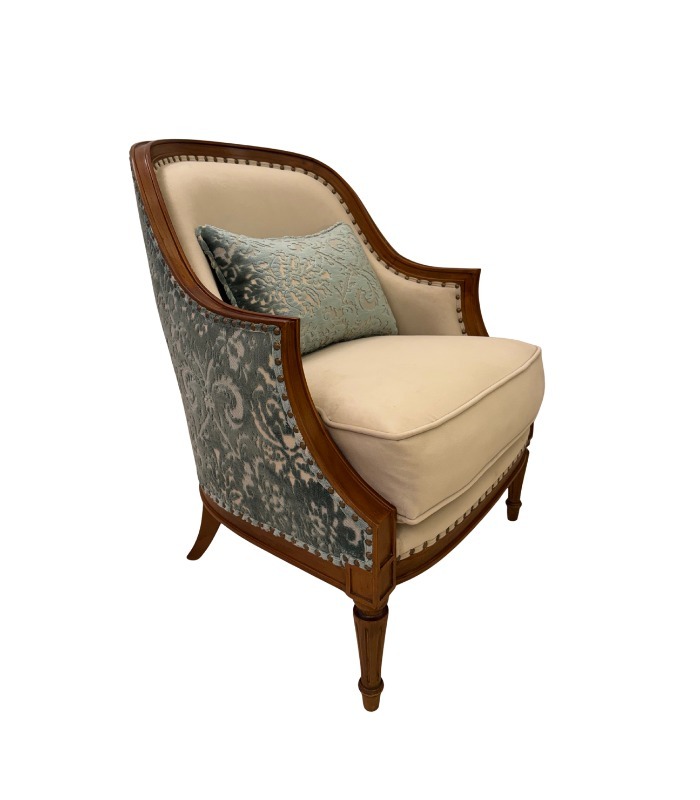 IMG-20250822-WA0049 Ferrero chair - Image 1